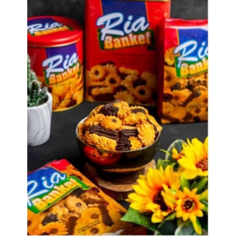 

RIA BANGKIT/Biskuit ria banket 400gr