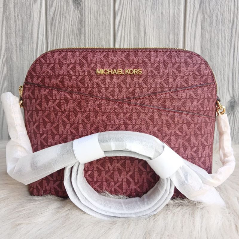 MK Jet Set Travel Medium Signature Logo Dome Crossbody Bag Oxblood n