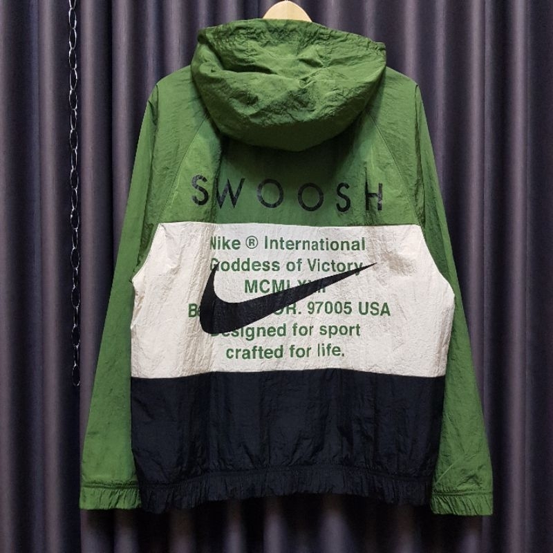 WINDBREAKER NIKE INTERNATIONAL