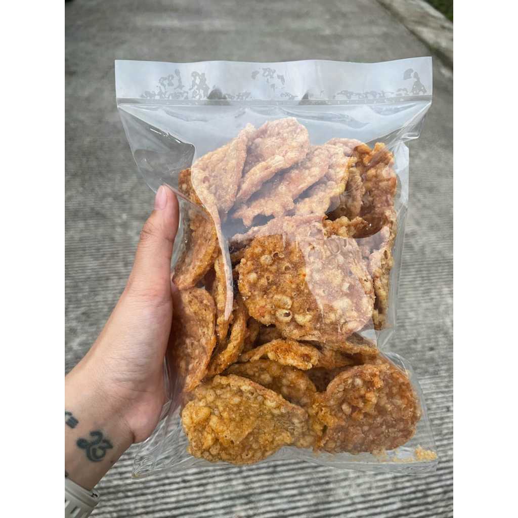 

Cemilan keripik tempe