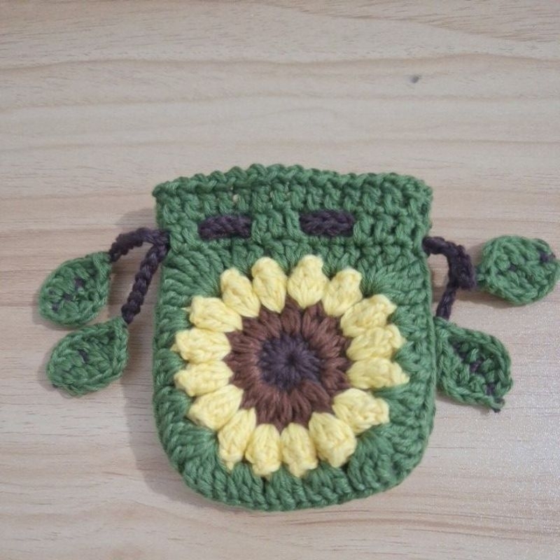 pouch mini serut crochet(sun flower)