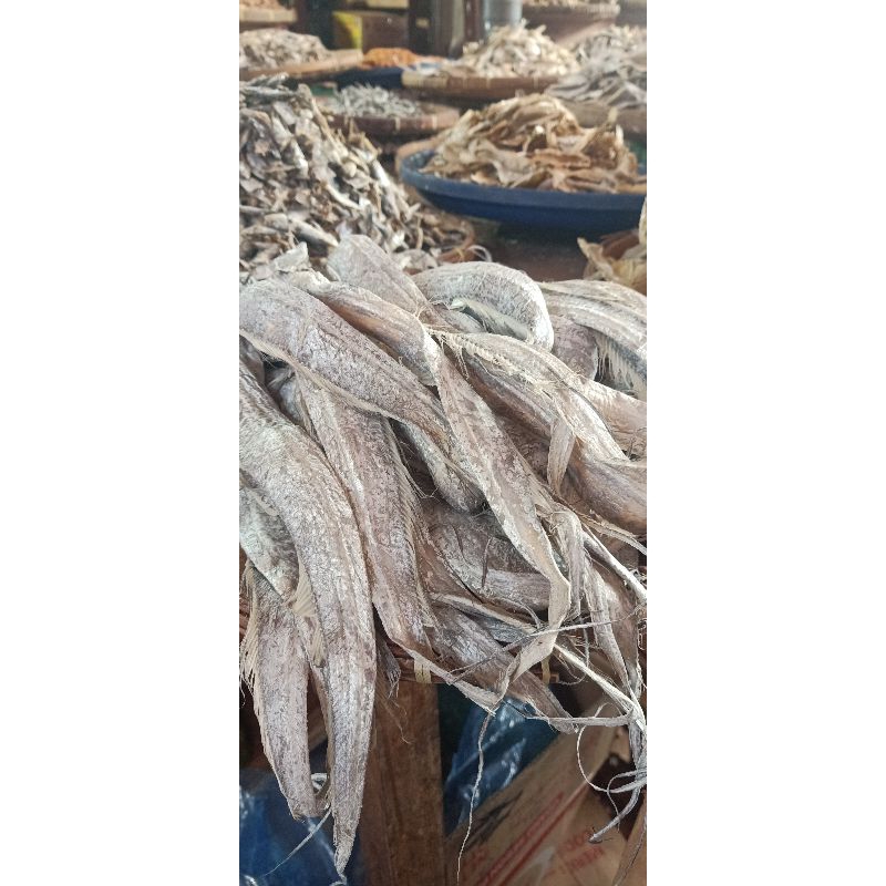 

IKAN ASIN BELEDANG/ IKAN ASIN PANJANG