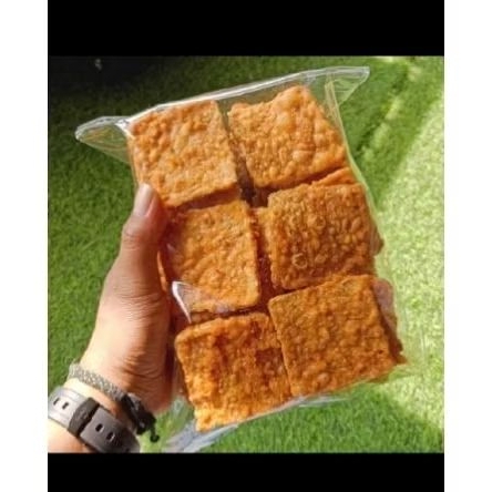 

kripik tempe khas bandung enak, renyah dan gurih