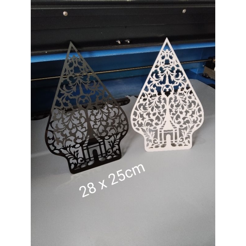 Akrilik gunungan wayang Hiasan Mahar  Akrilik gunungan ukuran 28 x 25cm