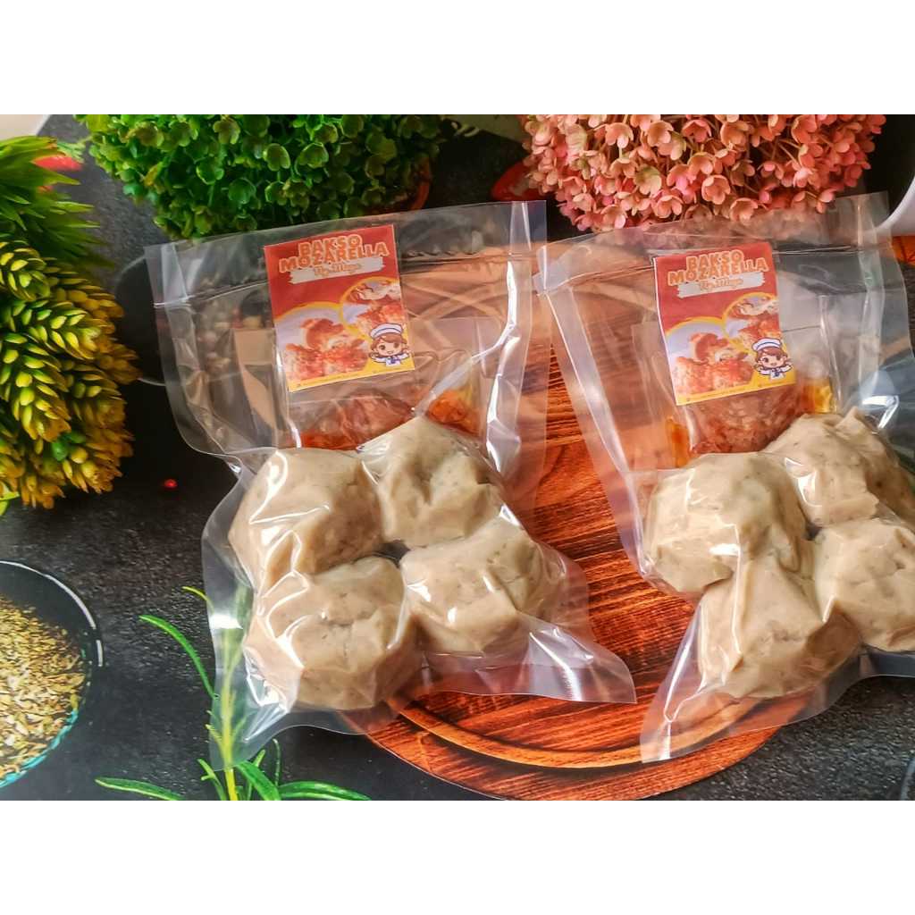 

Paket 2 Pic Bakso Daging Sapi Isi Keju Mozarella Lumer Pedas Halal