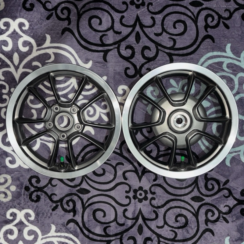 Velg Original Vespa Primavera Yacht Polish Ring 12