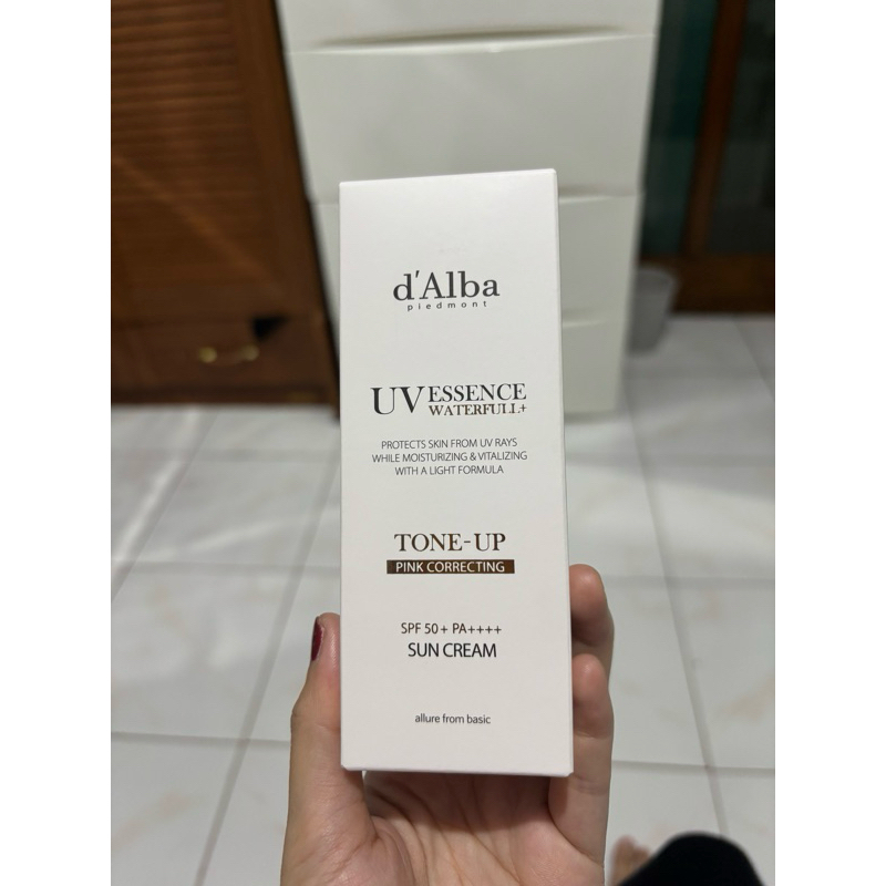 sunscreen tone up d’Alba original