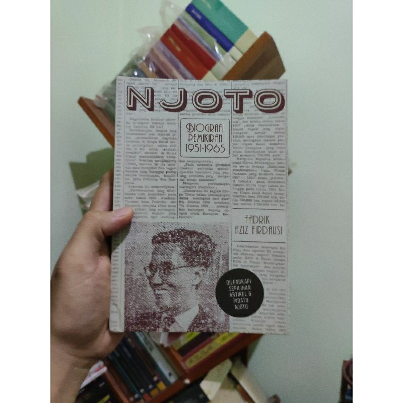 [PRELOVED ORI] Njoto Biografi Pemikiran - Fadrik Aziz Firduasi Buku Bekas