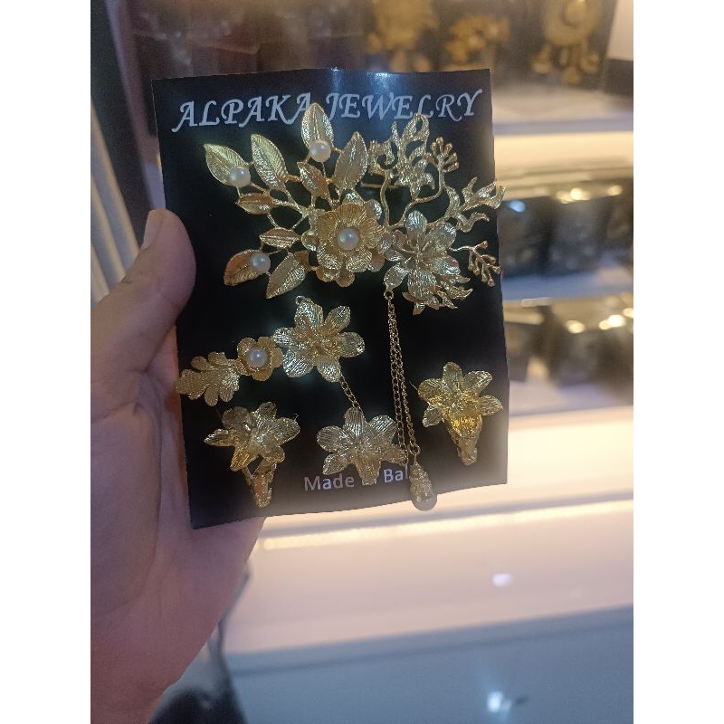 bros akar alpaka bali bros kebaya janggan bros wisuda bros pengantin