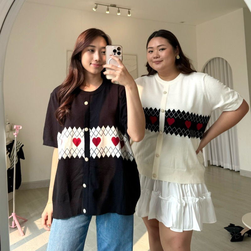 LOVE Atasan Wanita Kancing Jumbo Knit Lembut / Blouse Rajut Hati Bigsize