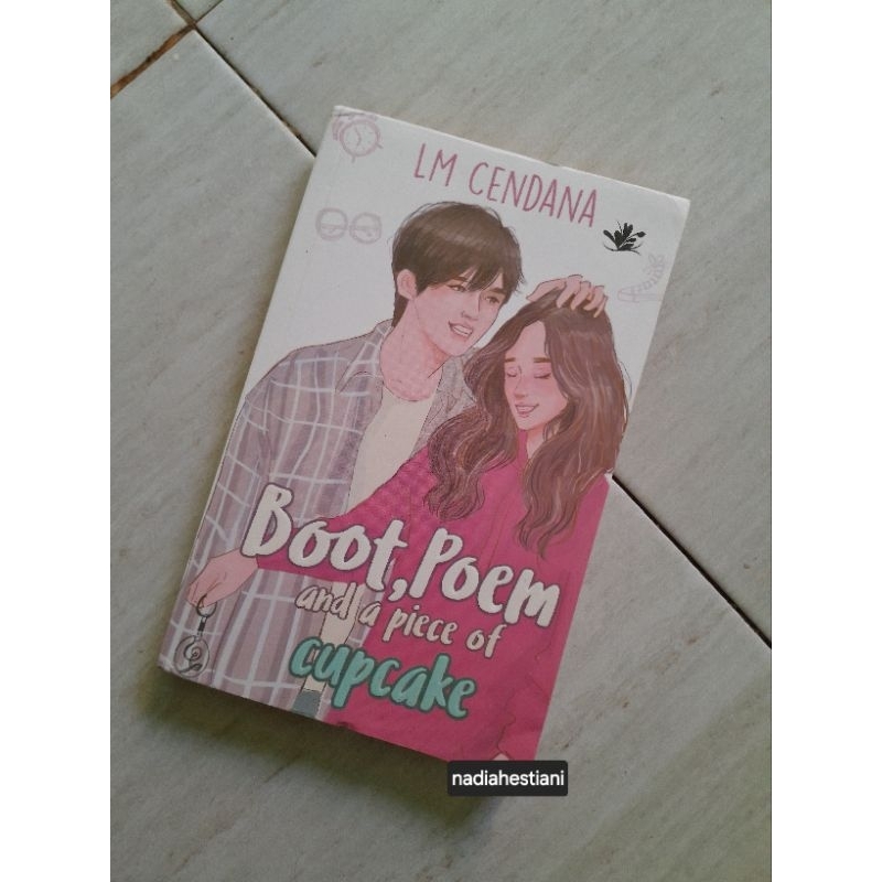 Boot, Poem, And A Piece Of Cupcake - LM Cendana (Preloved Ori)