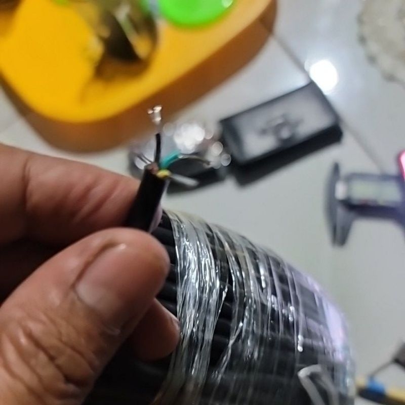 kabel serabut 4jalur AWG22 tembaga lapis timah