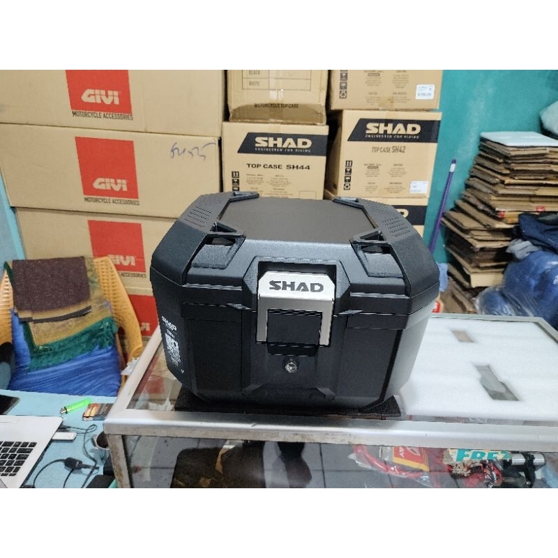 Top Box SHAD TERRA TR41 Black Original