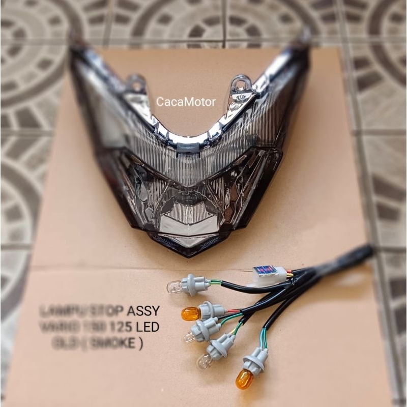 LAMPU STOP + SOCKET LAMPU BELAKANG VARIO 150 / 125 LED LAMA OLD SMOKE
