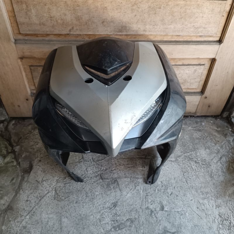 cover front top panel dasi tameng depan honda revo AT matic kwz original copotan motor