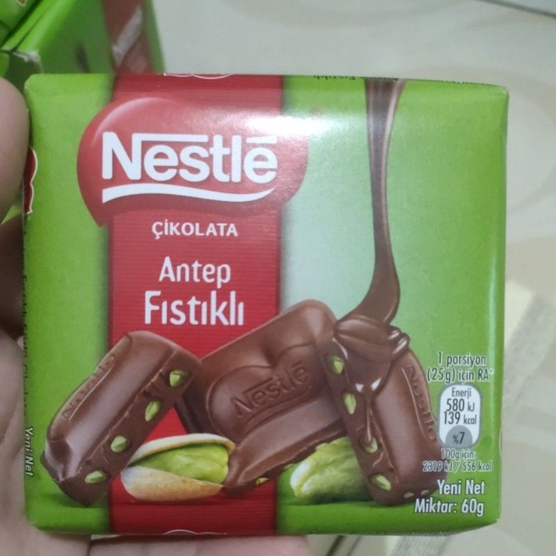 

Nestle coklat antep fistikli