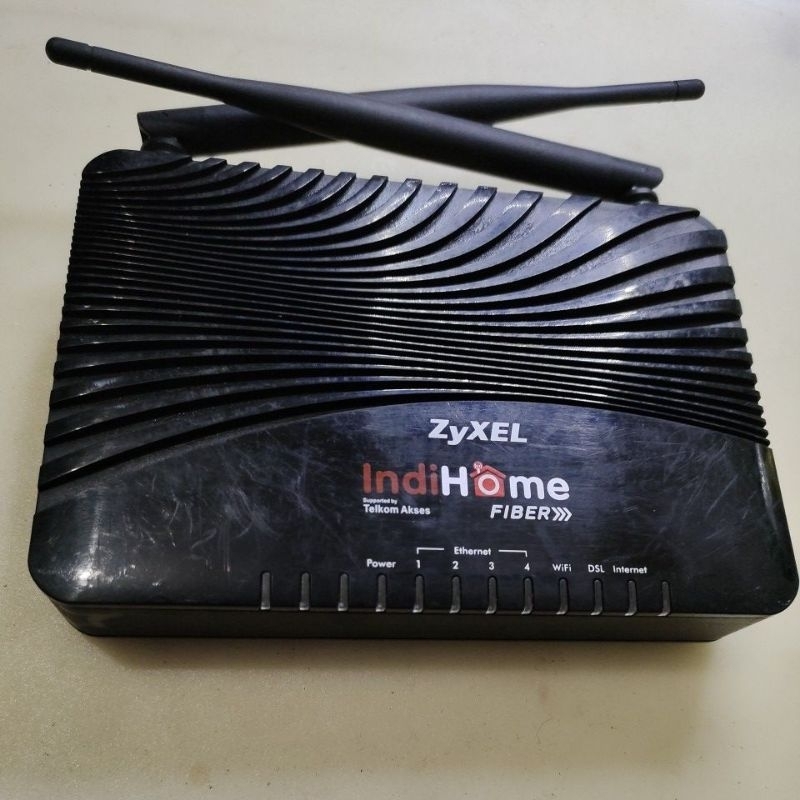 router Wi-Fi ZyXEL P-660HN-T1 v2