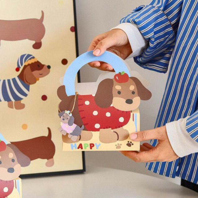 

Packaging anjing sosis | kotak kado lucu | Kado ulang tahun | kotak kue| cookie box