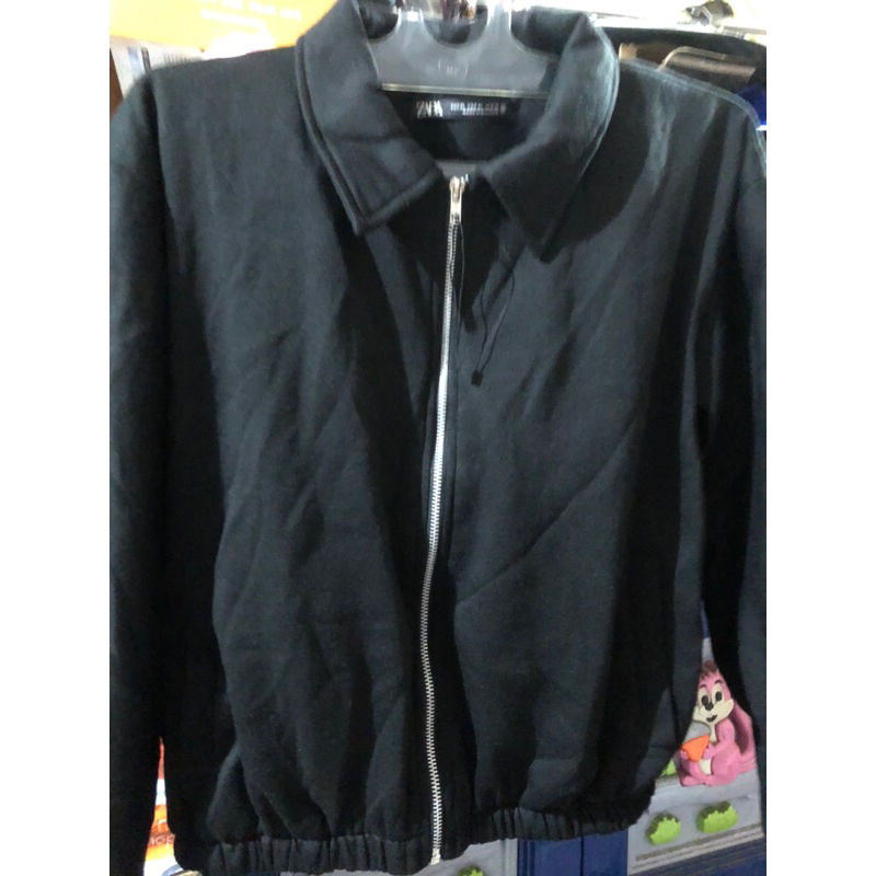 JaketCropZara SepatuNike