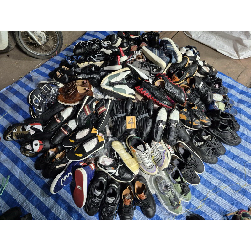 Sepatu Italy second branded