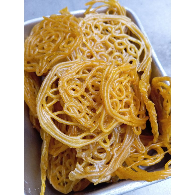 

KERUPUK MIE KUNING MIRENG RAKET-500 GRAM