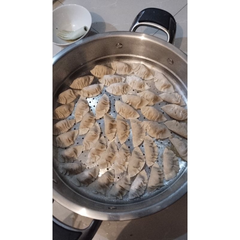 

Gyoza 10pcs Free Chili oil siap saji