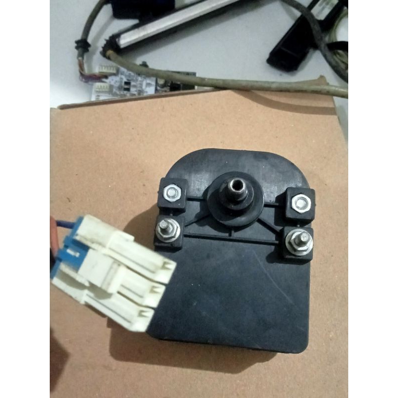 motor fan kulkas showcese atas GEA 9w/5W ORIGINAL