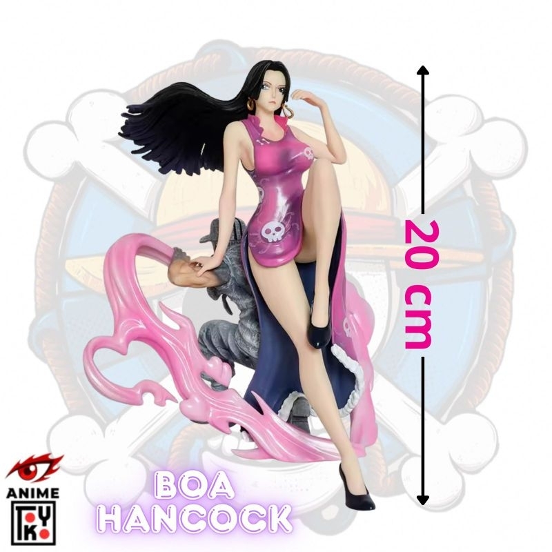 action Figure Boa Hancock duduk batu