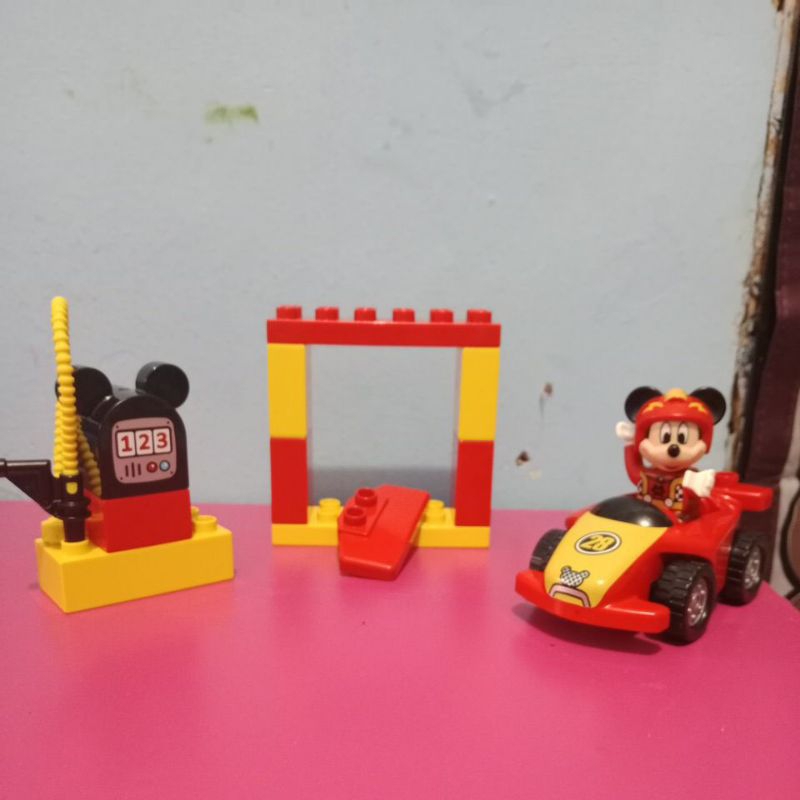 Lego duplo disney mickey racer