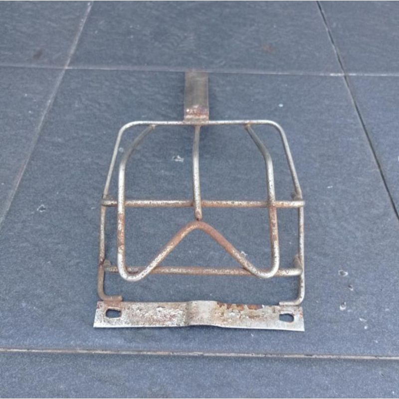 Krodong Brongsong Lampu Belakang Vespa Super