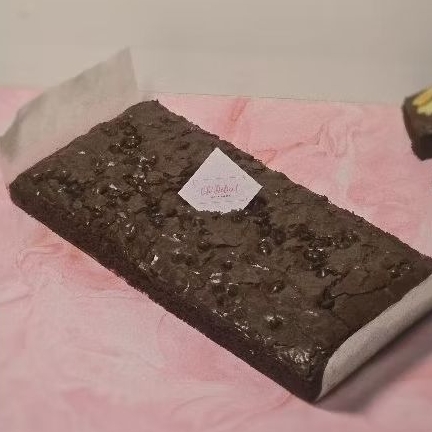 

Brownies | Brownies Panggang | Brownies Box Dengan Topping | Ukuran 22 x 10 cm