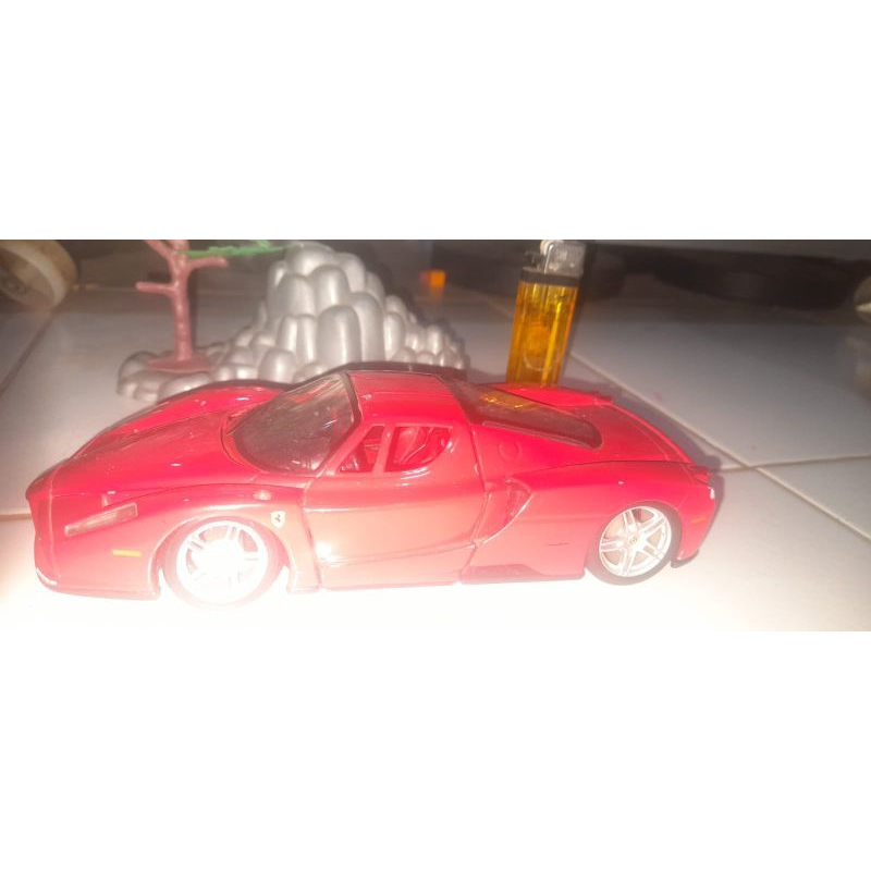 Diecast Ferrari second