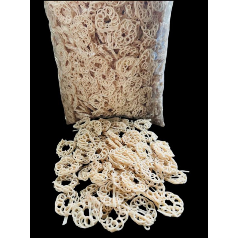

Kerupuk Uyel Mentah Renyah 1/4 kg sampai 1 kg