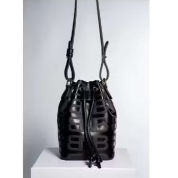 Preloved BNB Lexington Bag Brand No Brand