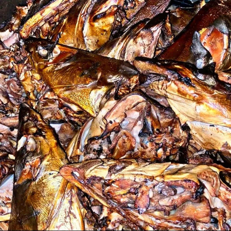 

500gram kepala ikan asap manyung kepala ikan manyung asap fresh vakum Fish