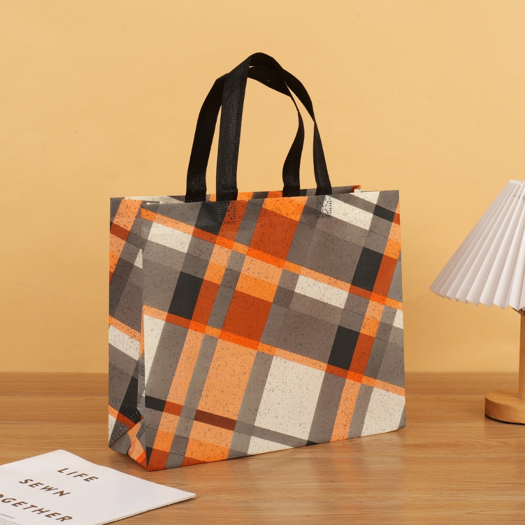 

Tas Belanja - Tas Spunbond - Tas Jinjing - Tas Souvenir - Tas Jinjing Wanita - Tas Lipat - Tas Kado - Kantong Belanja - Souvenir Kantong - shopping bag - Spoundbond - Tote Bag - Tas Wanita - Tas Murah - Tas Belanja Murah