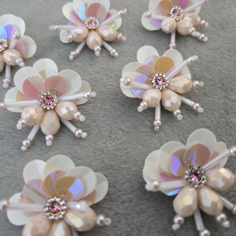 PAYET RANGKAI BUNGA 3D ROSE WHITE 151 HARGA SATUAN