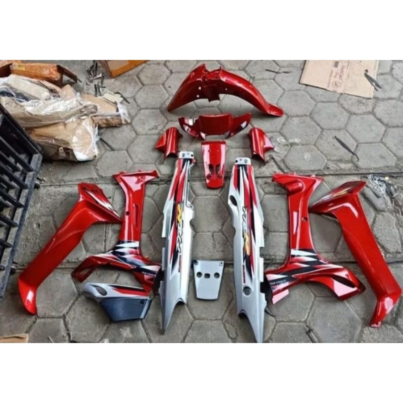 Cover Body Bodi Halus Full Set Yamaha FIZ R F1Z R Sporty Merah maroon silver