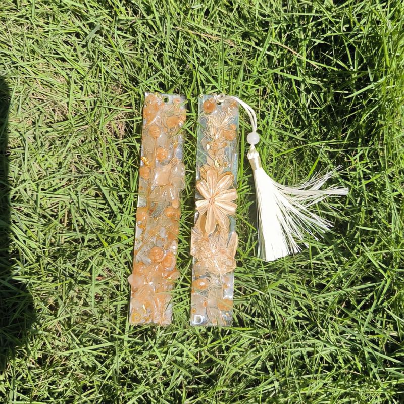 

Resin Bookmark/Pembatas Buku