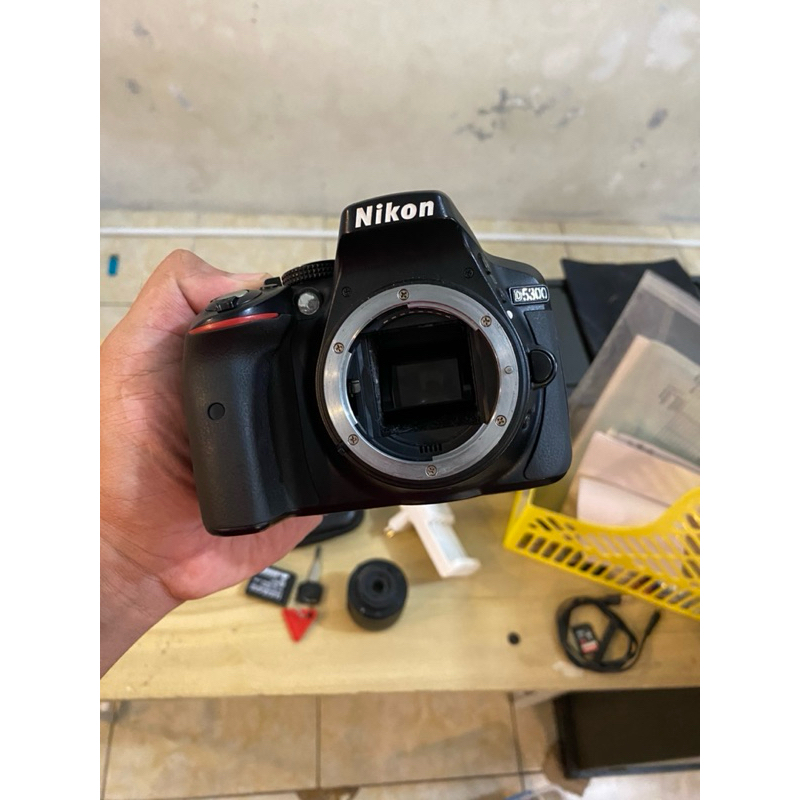 NIKON D5300 BODY ONLY BUKAN NIKON D3200 D3100 D5600