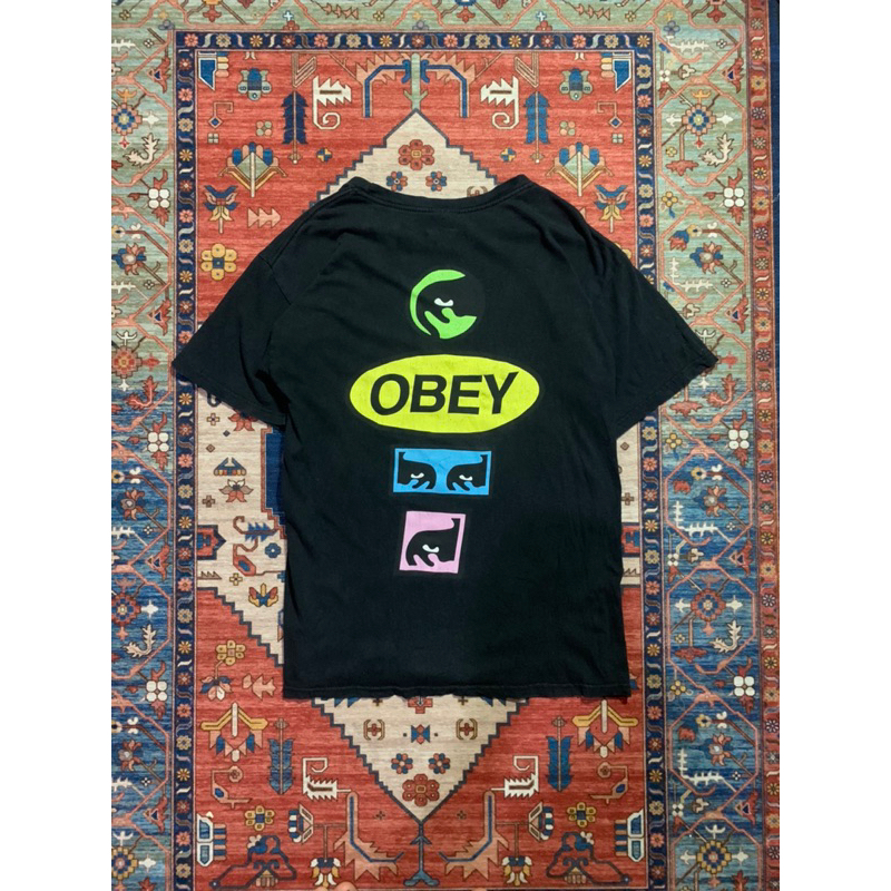 Obey "harajuku style" tee