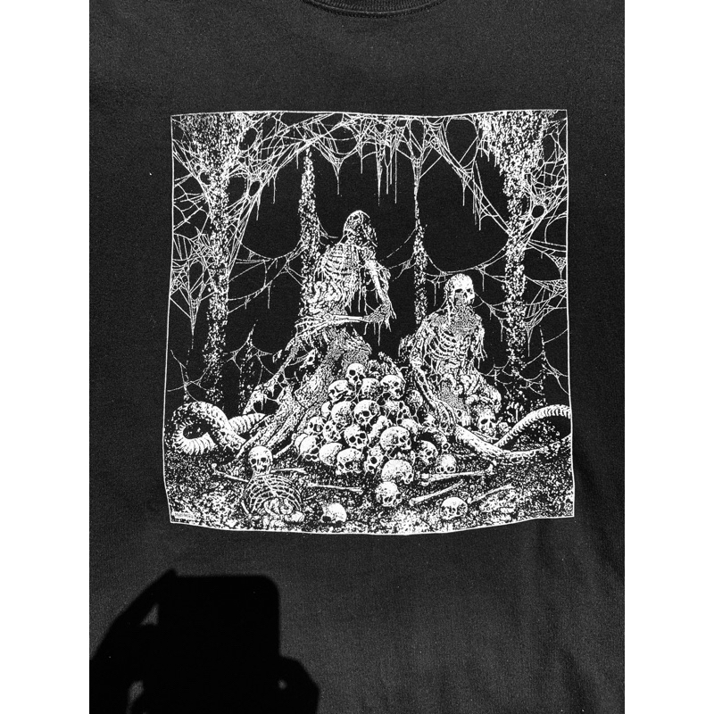 longsleeve enola-does anyone else rare item