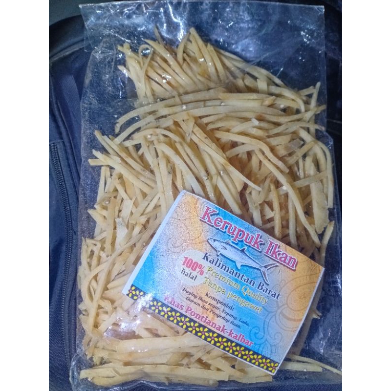 

kerupuk ikan stik dan keping list merah