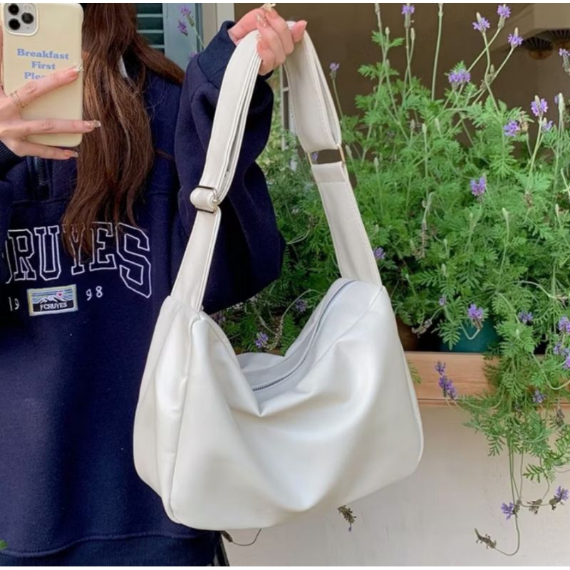 NEW Tas Wanita Shoulder Bag Tas Kerut Tas Selempang Wanita Warna PUTIH