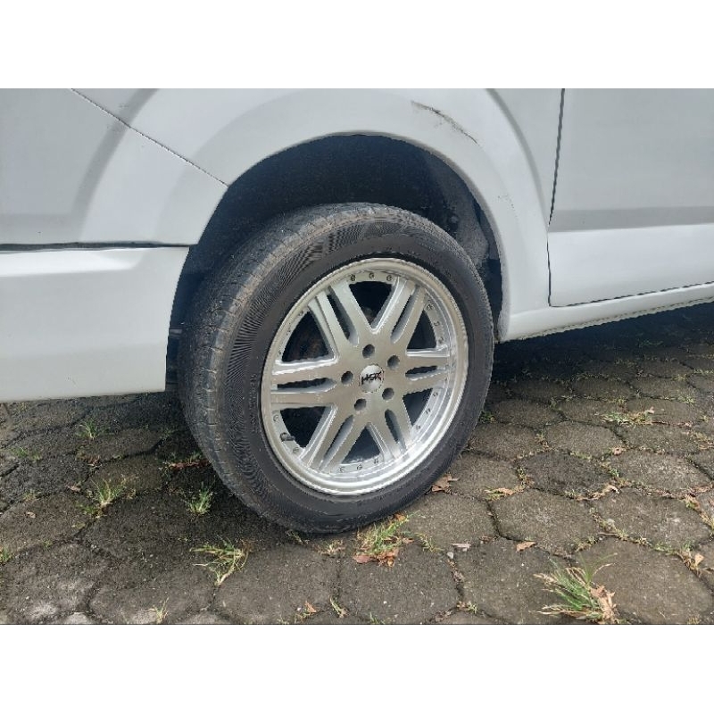velg+ ban mobil ring 17  4 velg dan 4 ban