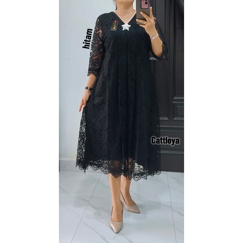 Dres Renda Kartini