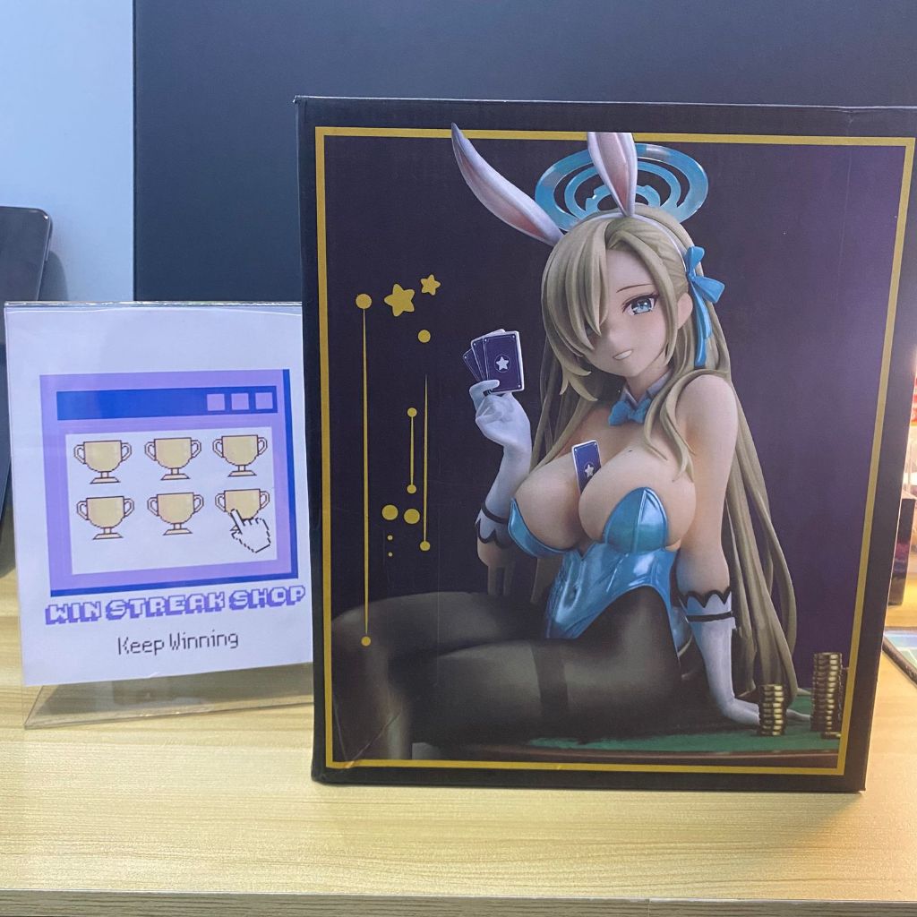 Blue Archive Action Figure - Asuna Ichinose Game Playing Action Figure/ Asuna Game Playing Action Fi