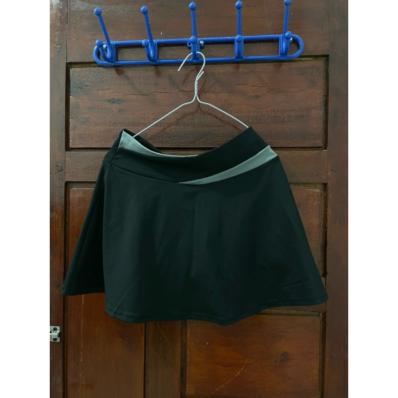 rok legging slimfit preloved