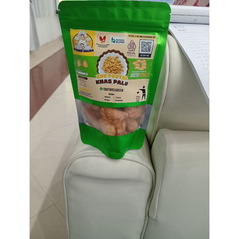 

Namominalala#kuepastelabonikan#sulawesi tengah#kuekering#cemilan#100gr#