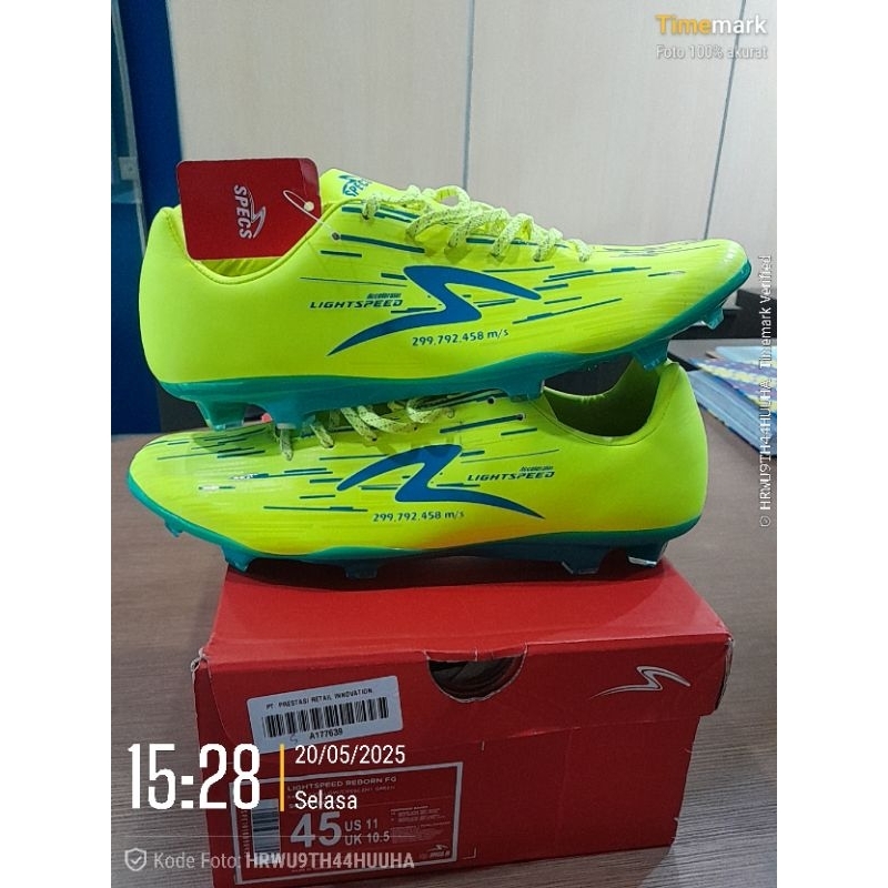 Sepatu sepak bola specs lightspeed reborn safety yellow FG original size 45